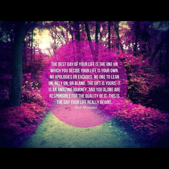 Meet your Posher ๐ FAST SHIPPING ๐ - Picture 2 of 2